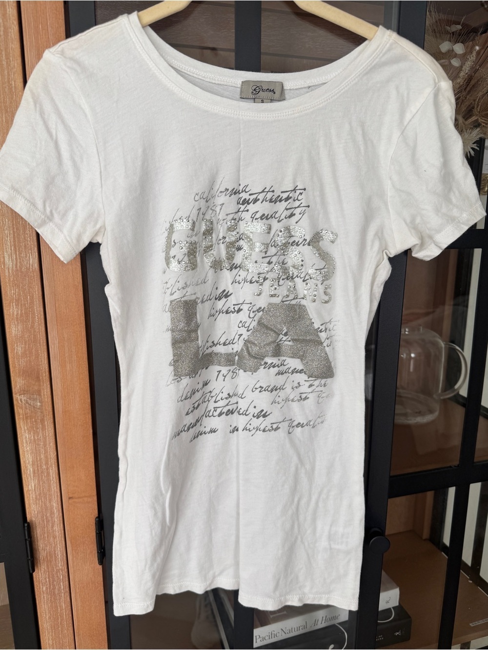 Guess y2k graphic tee short sleeve LA metallic shiny grunge